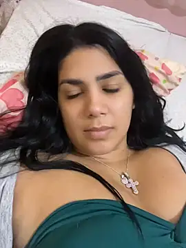 Snapshot of Hopeluna chatting on 06.25.26 Hopeluna online show from 06.25.26