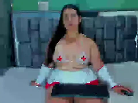 Snapshot of TifannyConors chatting on 04.10.26 TifannyConors online show from 04.10.26