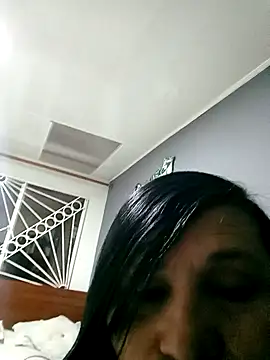Ladygreeneyes online show from 05.10.26