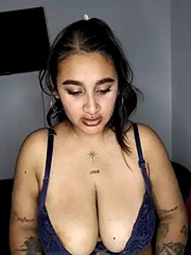 Snapshot of Mia_skyy18 chatting on 04.09.26 Mia skyy18 online show from 04.09.26