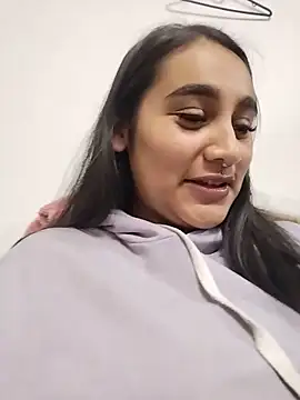 Mia skyy18 online show from 05.15.26