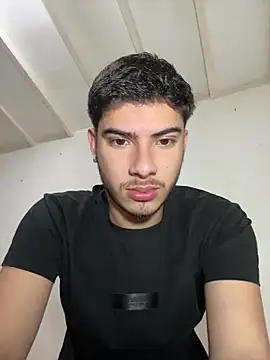 ApoloGray   online show from 04.24.26