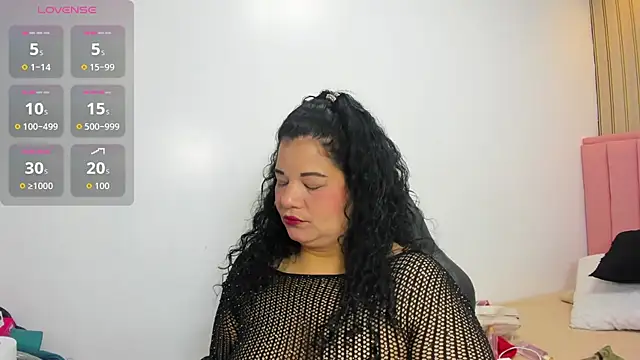 MAYTE1096 online show from 07.31.26