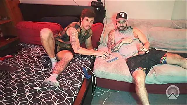 Tucker pdmax online show from 04.18.26