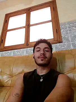 Snapshot of Thewildaliii0 chatting on 03.23.26 Thewildaliii0 online show from 03.23.26