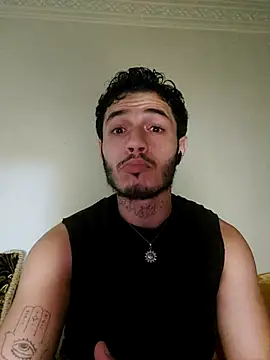 Snapshot of Thewildaliii0 chatting on 04.28.26 Thewildaliii0 online show from 04.28.26