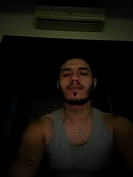 Snapshot of Thewildaliii0 chatting on 05.29.26 Thewildaliii0 online show from 05.29.26
