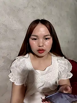 Snapshot of Mina_xYx chatting on 04.17.26 Mina xYx online show from 04.17.26
