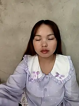 Snapshot of Mina_xYx chatting on 04.19.26 Mina xYx online show from 04.19.26