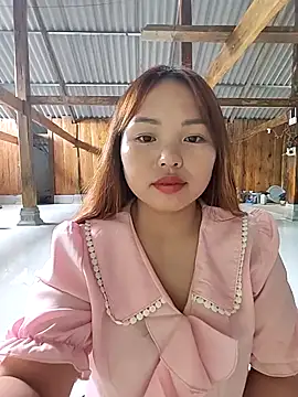 Snapshot of Mina_xYx chatting on 04.23.26 Mina xYx online show from 04.23.26