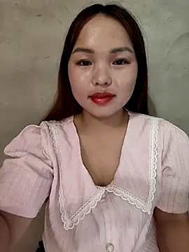 Snapshot of Mina_xYx chatting on 04.25.26 Mina xYx online show from 04.25.26