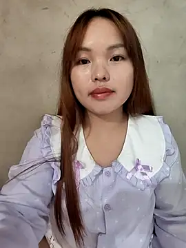 Snapshot of Mina_xYx chatting on 04.27.26 Mina xYx online show from 04.27.26