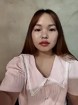 Snapshot of Mina_xYx chatting on 04.28.26 Mina xYx online show from 04.28.26