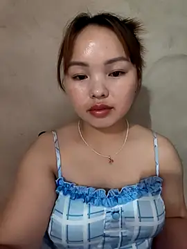 Snapshot of Mina_xYx chatting on 07.04.26 Mina xYx online show from 07.04.26