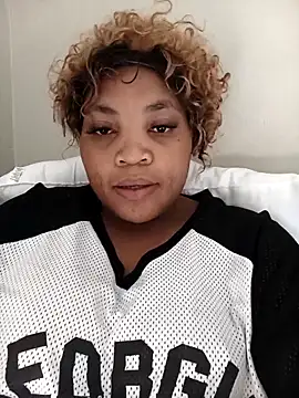 BeverlyQueen15 online show from 03.31.26