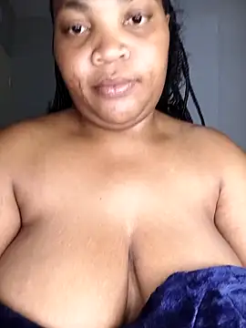 BeverlyQueen15 online show from 04.14.26