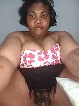 BeverlyQueen15 online show from 04.27.26