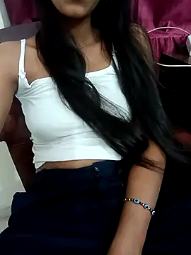 aushi rajput online show from 04.18.26