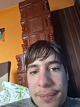 Snapshot of Lavinid chatting on 03.20.26 Lavinid online show from 03.20.26