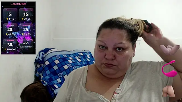 Snapshot of rossitaspace01 chatting on 04.06.26 rossitaspace01 online show from 04.06.26