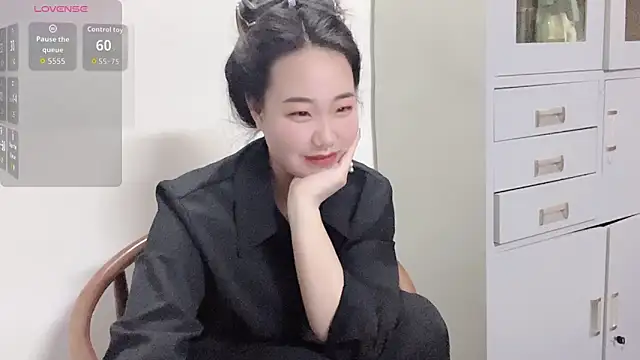 Yueyue-788 online show from 04.07.26
