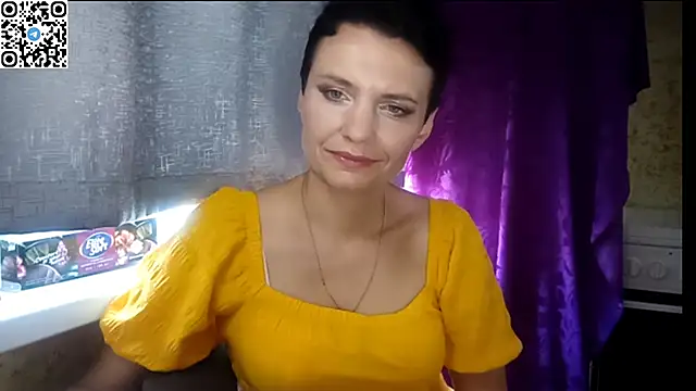 HotMamaQueen234 online show from 06.27.26