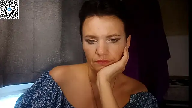 HotMamaQueen234 online show from 07.01.26