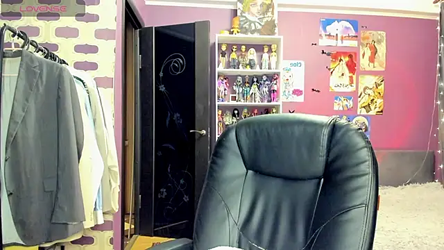 sweet peach    online show from 07.01.26
