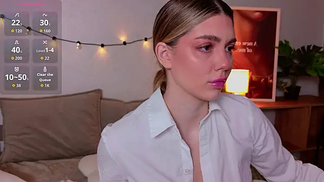 Snapshot of MilenaLueur chatting on 03.22.26 MilenaLueur online show from 03.22.26