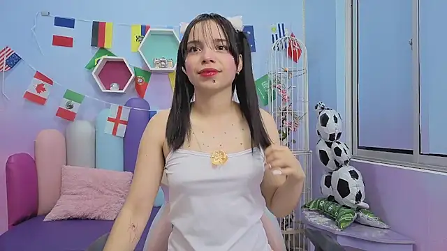Isaa Skinny online show from 06.23.26