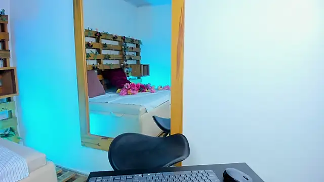 Ashley Benoit online show from 03.27.26