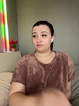 Taya lips online show from 03.19.26