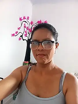 Latina306 online show from 03.17.26