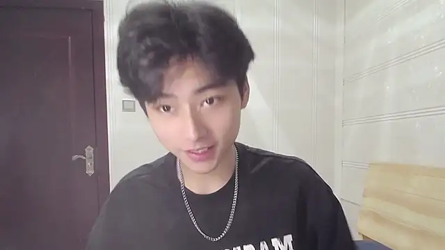 XX-XIUXIU online show from 05.08.26