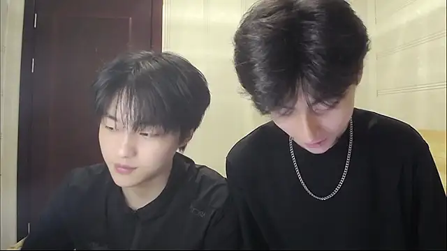 XX-XIUXIU online show from 05.12.26