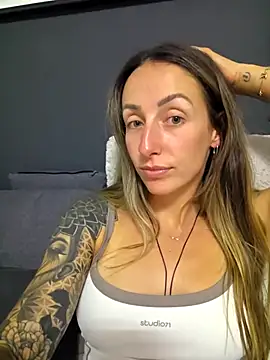 NicoleKaiser online show from 05.11.26