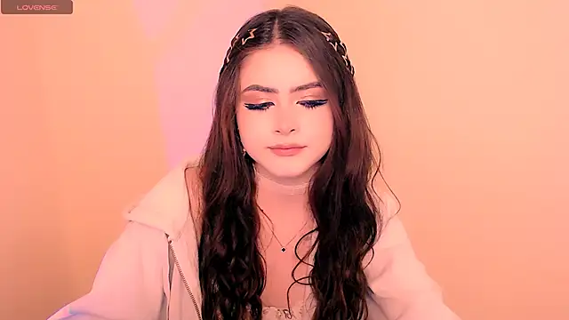 Snapshot of _LunnaBelle_ chatting on 03.22.26 LunnaBelle online show from 03.22.26