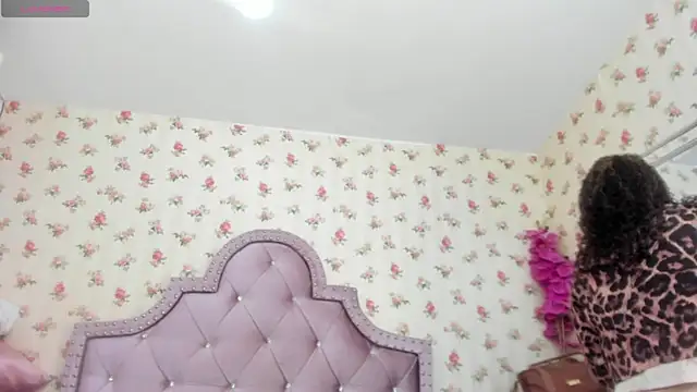 crystal watson0 online show from 07.30.26
