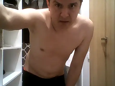 Snapshot of nezinau34 chatting on 03.19.26 nezinau34 online show from 03.19.26