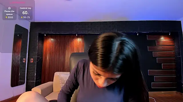 Snapshot of mily_Lopez chatting on 08.05.26 mily Lopez online show from 08.05.26