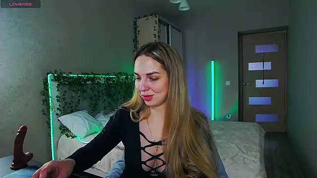 Alexandracandy online show from 04.28.26