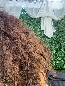 CurlyOopsieXXX online show from 06.17.26