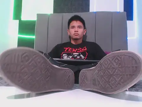 adonis latin 19 online show from 04.24.26