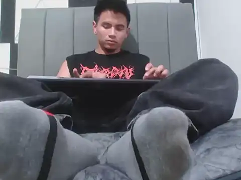 adonis latin 19 online show from 04.29.26
