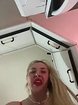 Snapshot of Maria3879 chatting on 03.18.26 Maria3879 online show from 03.18.26