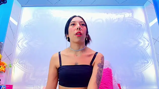 Alessia Clarky online show from 04.22.26