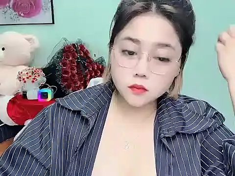 Nhanlu009 online show from 04.18.26