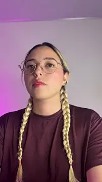 irispink  online show from 03.26.26