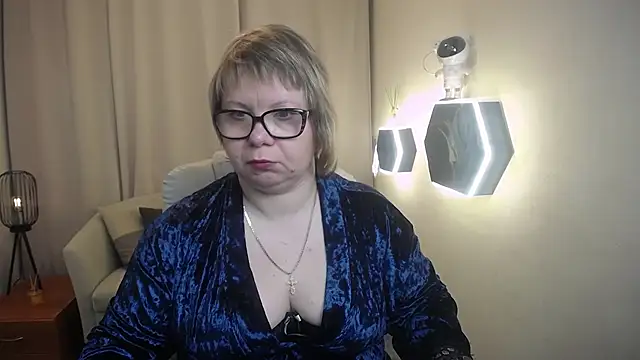 BonnnyBoobsy online show from 04.24.26