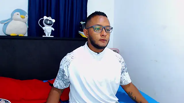 MascTyler online show from 04.06.26